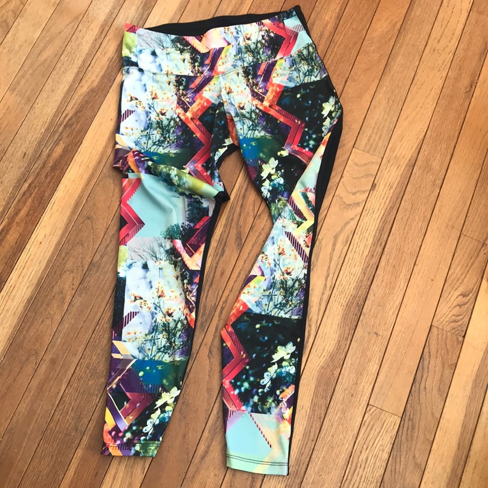 Onzie yoga/work out leggings